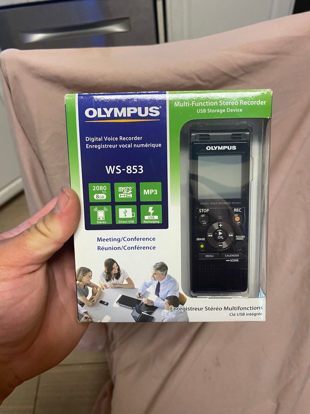 Olympus WS-853 8GB Digital Voice Recorder Stereo MP3 USB microSD